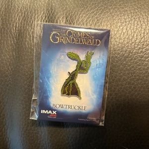 New Harry Potter The Crimes of Grindlewald Bowtruckle Pin